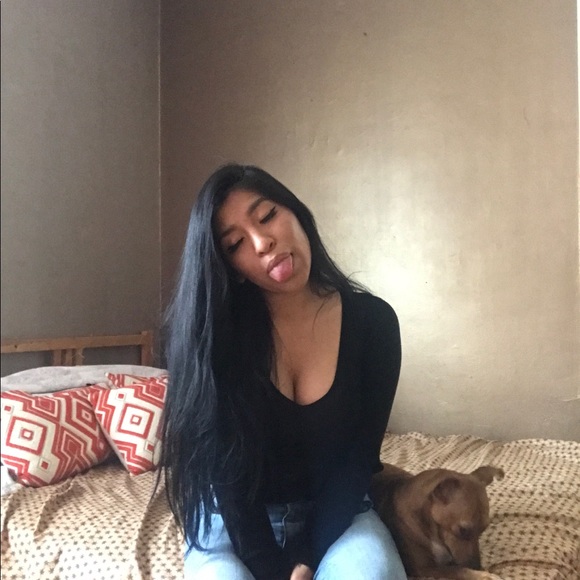 Meet your Posher, Jocelyn - Picture 1 of 1